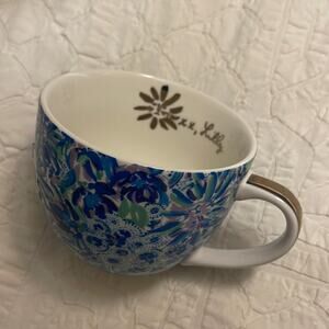 Lilly Pulitzer mug!